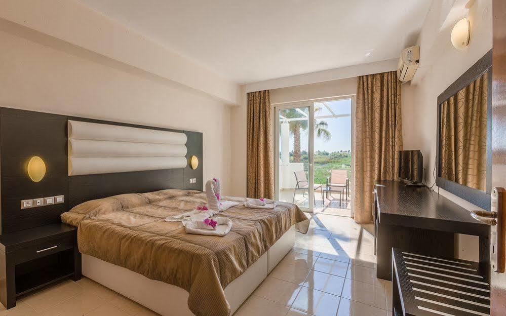 Cavo D' Oro Hotel Marmari  Exterior photo