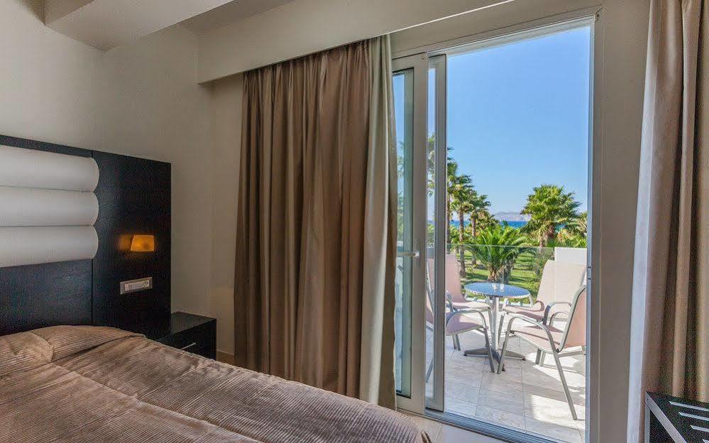 Cavo D' Oro Hotel Marmari  Exterior photo